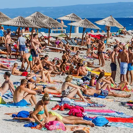 With A Parking Space - 17766 2*